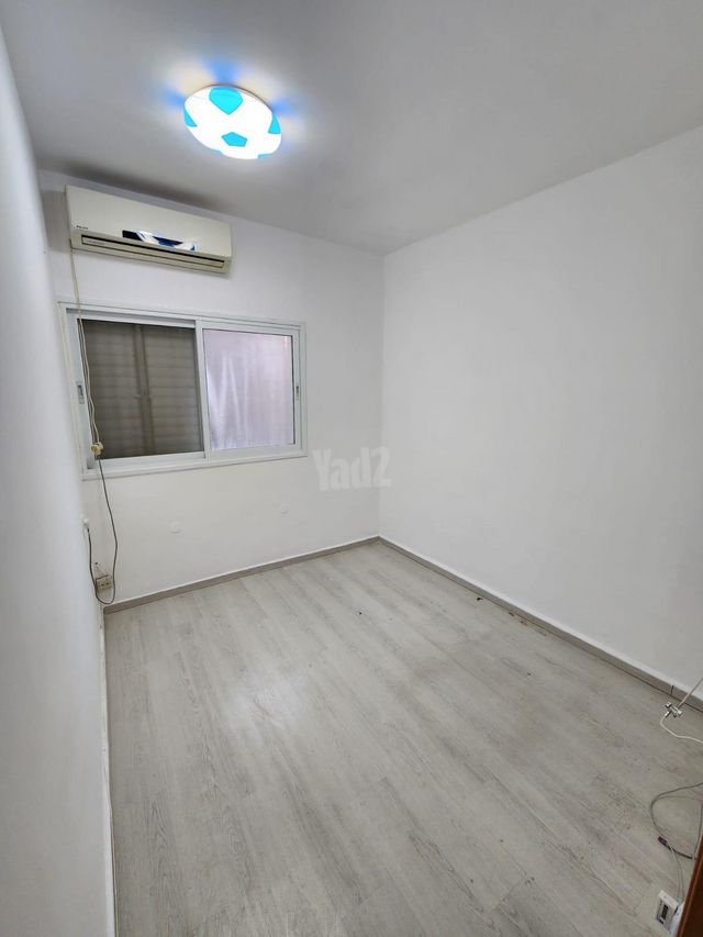 דירה, זאב אורלוב 82, לב המושבה / מרכז העיר, פתח תקווה