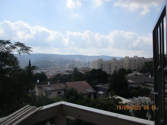 יחידת דיור להשכרה בבית שמש — 4