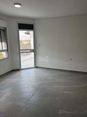 דירה להשכרה בבית שמש — 5