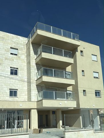 גאון הירדן 112