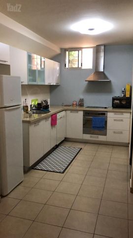יחידת דיור להשכרה בתל אביב יפו — 4