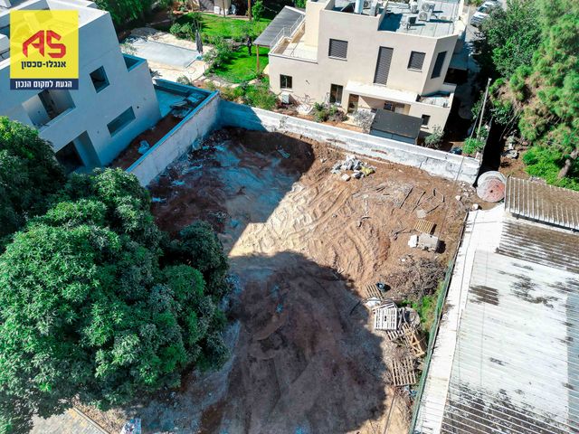 מגרשים, מרכז פרדס חנה, פרדס חנה כרכור