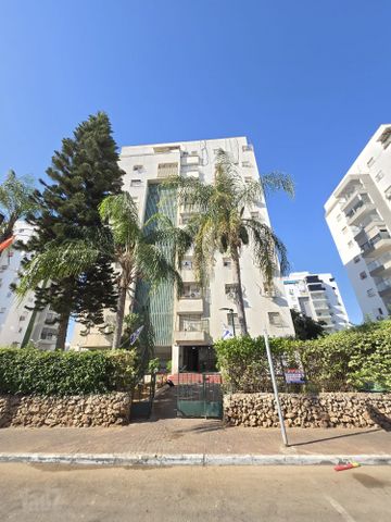 המצביאים 4
