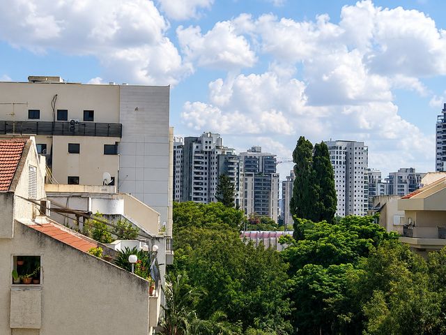 אוסטשינסקי