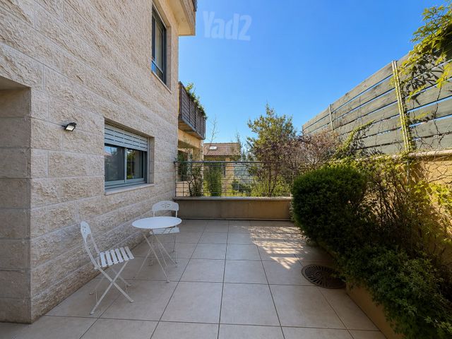 דו משפחתי למכירה במבשרת ציון (תיווך) — 3