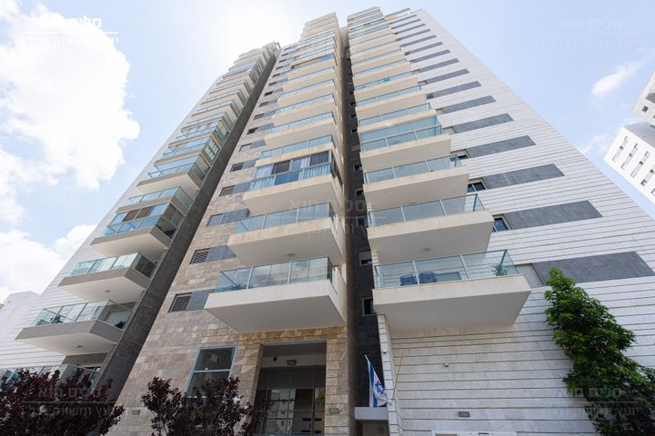 השחף 5