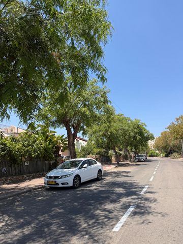 דו משפחתי למכירה בבית שמש (תיווך) — 2