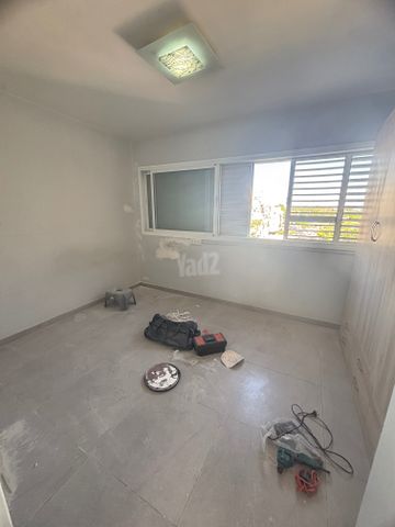 דירה, לבנה, תל אביב יפו