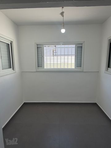 דירת גן להשכרה בתל אביב יפו (תיווך) — 2