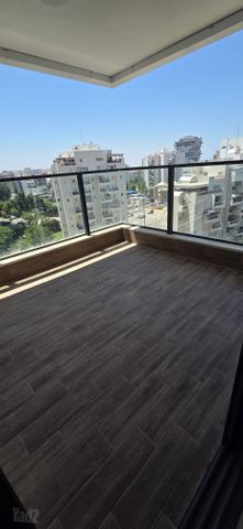 הפריגטה 