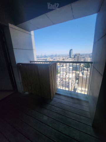 תמונה 5 של דירת 3 חדרים להשכרה בחיפה