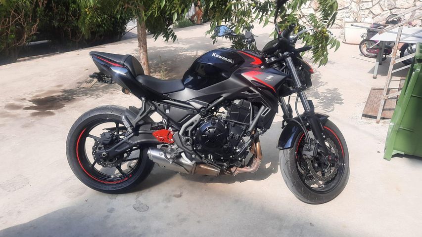 מודעת רכב קאוואסאקי Z650 abs