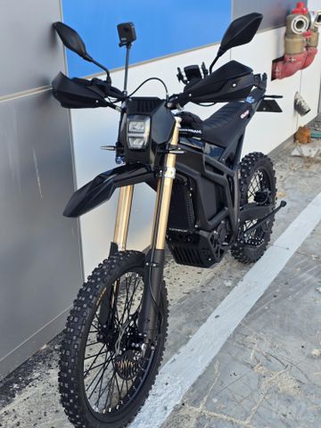 מודעת רכב Talaria Komodo