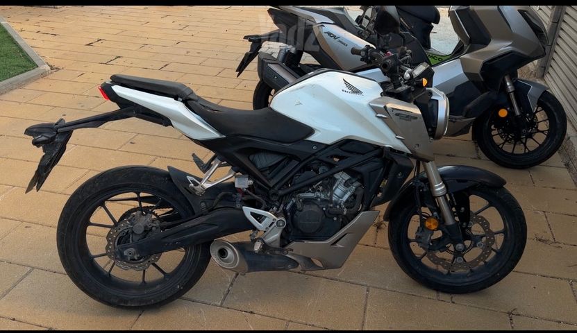 מודעת רכב הונדה CB125R
