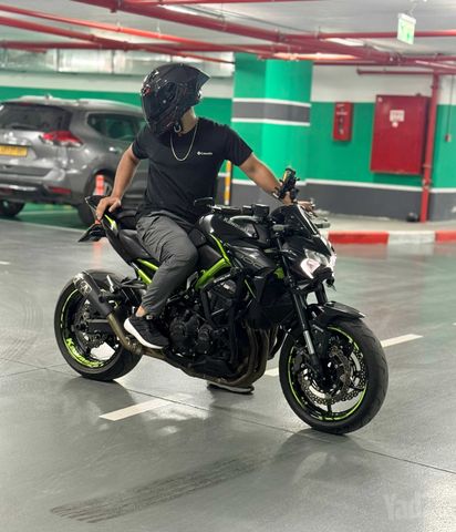 מודעת רכב קאוואסאקי Z900