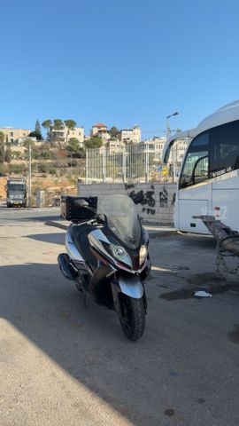 מודעת רכב קימקו דאון-טאון 350