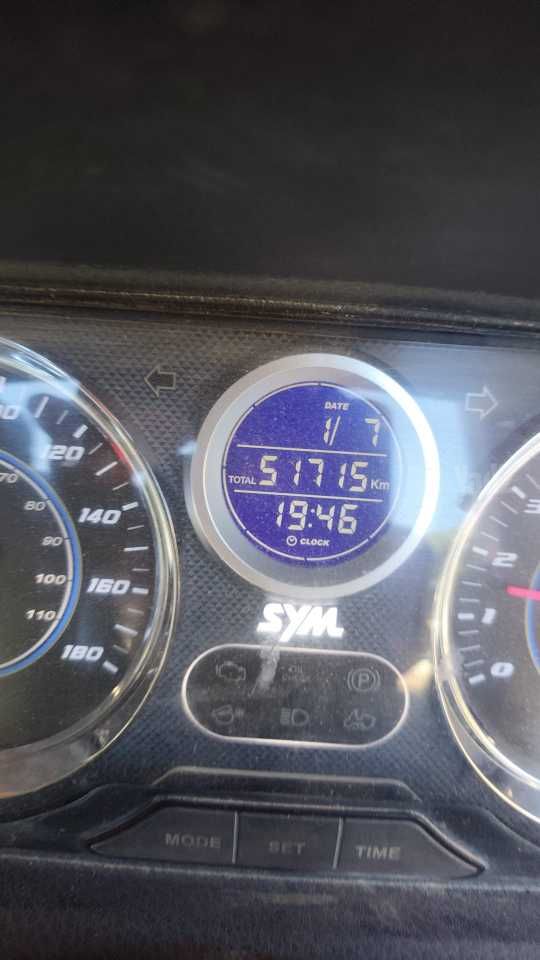 סאן יאנג מקסים 400i