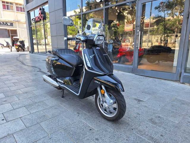 פיאג'ו וספה GTS300 סופר