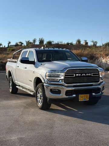 מודעת רכב דודג'