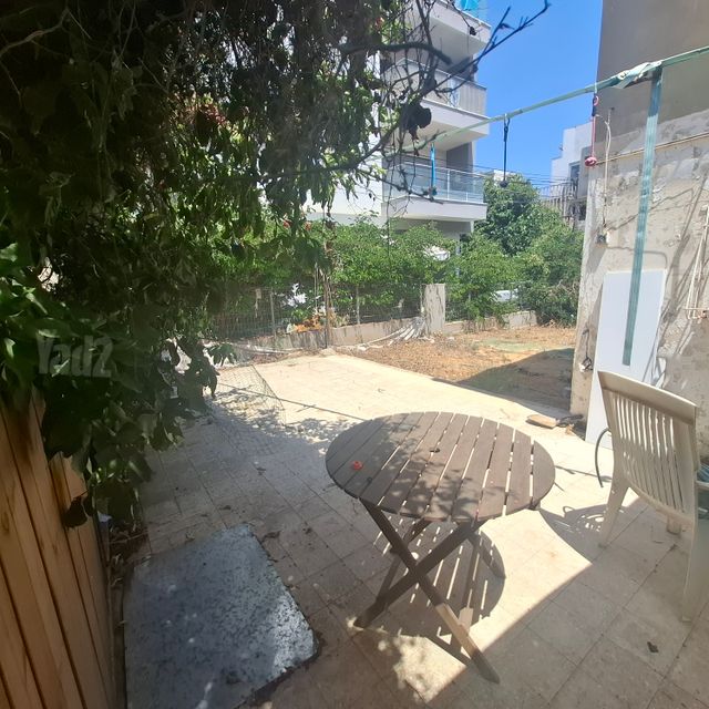 ברל כצנלסון 20