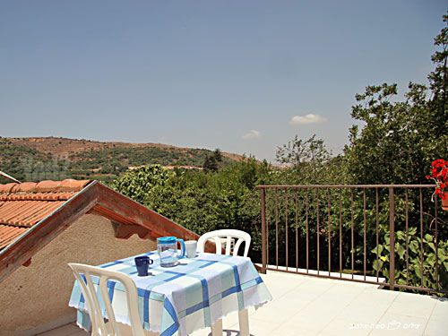 מרגליות 1