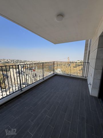 דירה להשכרה בירושלים — 2