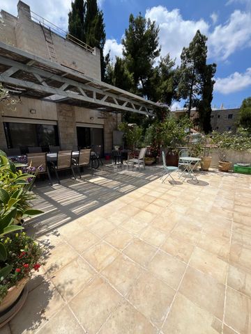 דירה למכירה בירושלים (תיווך) — 2