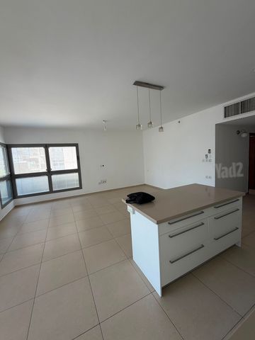דירה למכירה בתל אביב יפו (תיווך) — 3