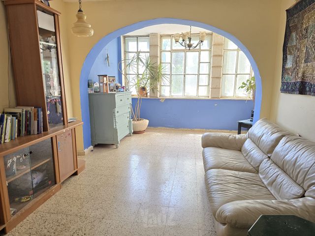 דירה למכירה בירושלים (תיווך) — 2