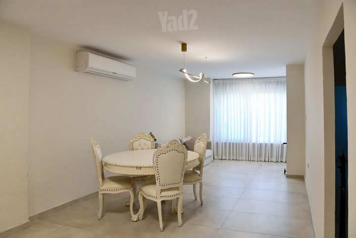 דירה למכירה בירושלים (תיווך) — 2
