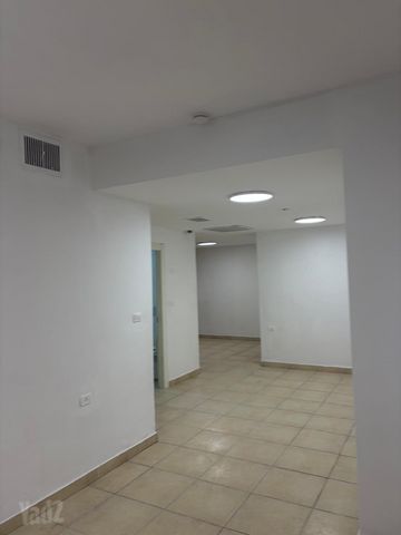 יחידת דיור להשכרה בירושלים (תיווך) — 5