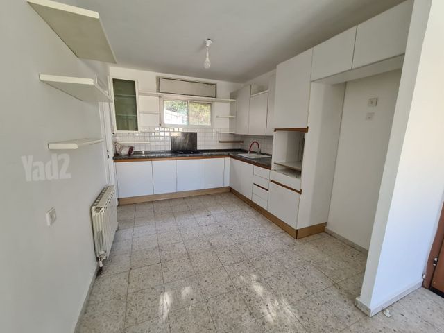 דירה להשכרה בירושלים (תיווך) — 2