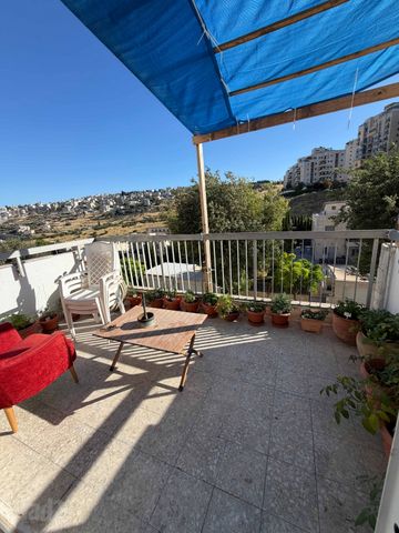 דירה להשכרה בירושלים (תיווך) — 2