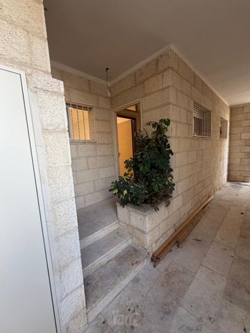 יחידת דיור להשכרה בירושלים (תיווך)