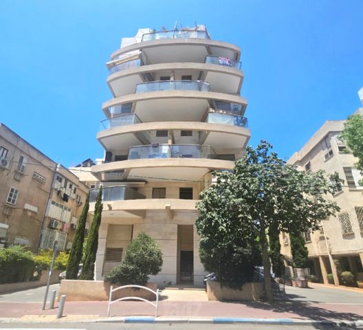אמנון ותמר 20