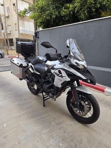 מודעת רכב בנלי TRK502X