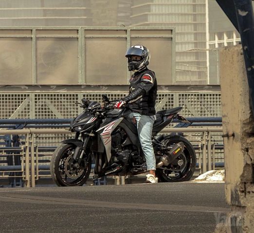 מודעת רכב קאוואסאקי Z1000 ABS