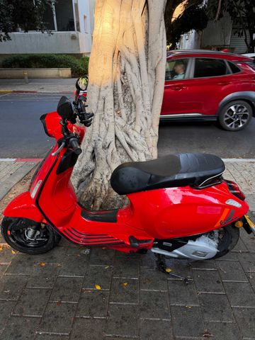 מודעת רכב פיאג'ו וספה ספרינט 125