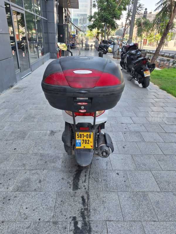מודעת רכב סאן יאנג ג'וי רייד 125