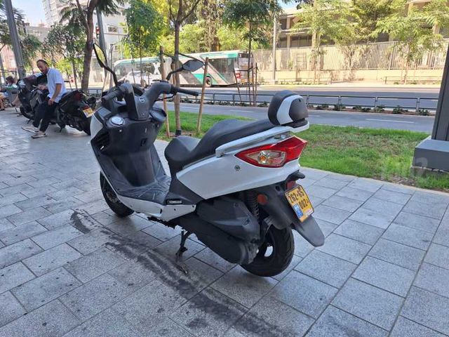 מודעת רכב סאן יאנג ג'וי רייד 125