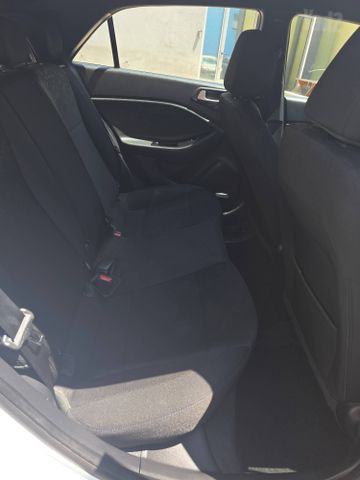 מודעת רכב יונדאי i20 1