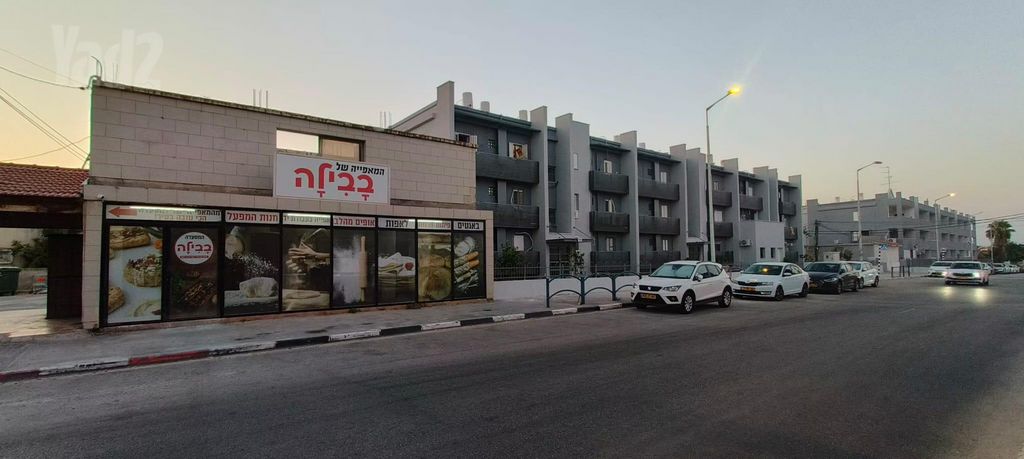 יצחק שמש 10