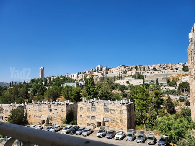 דירה למכירה בירושלים — 4