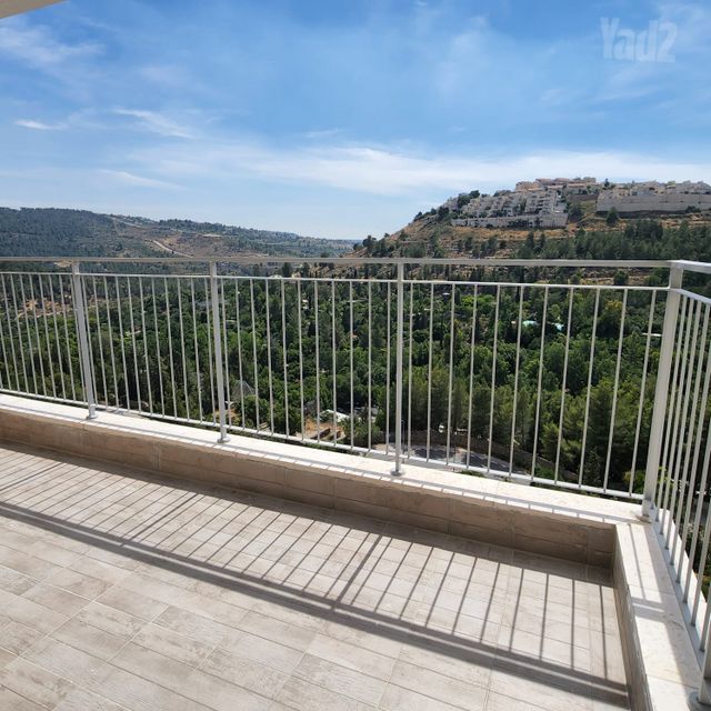 דירה למכירה בירושלים — 3