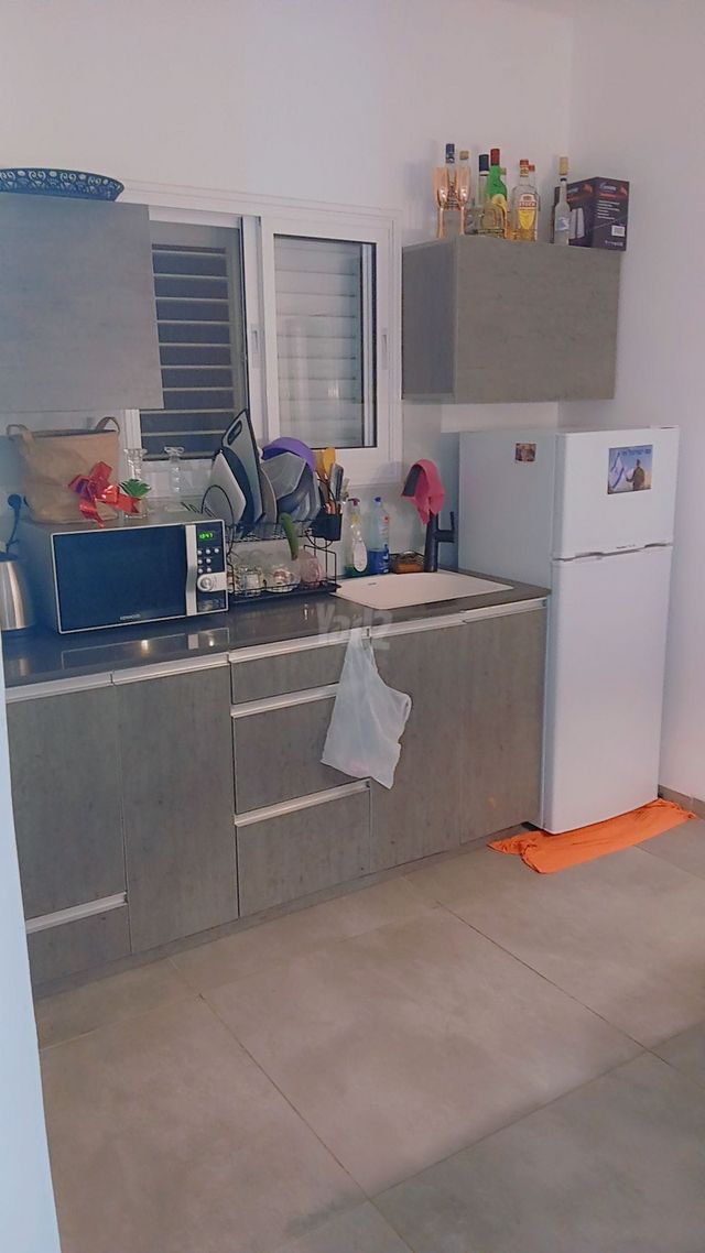 דירה, יצחק שדה 6, גבעת הרקפות, גבעת תל חי, קרית אתא
