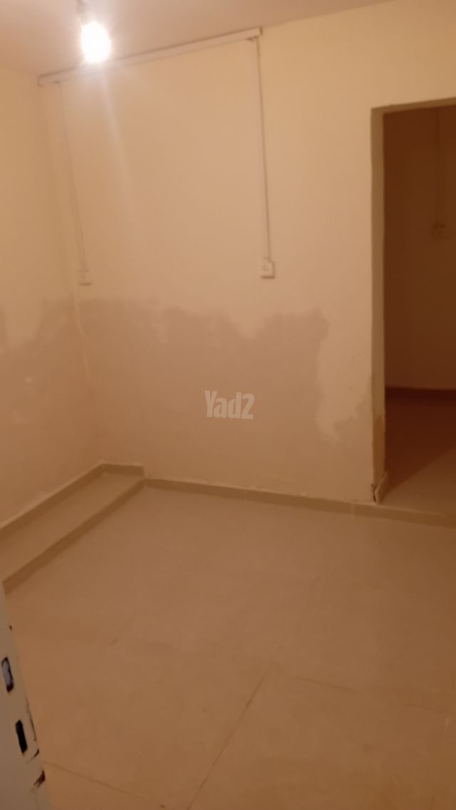 מחסן, א.י. שחראי 31, בית וגן, ירושלים