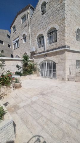 טריפלקס להשכרה בירושלים — 5
