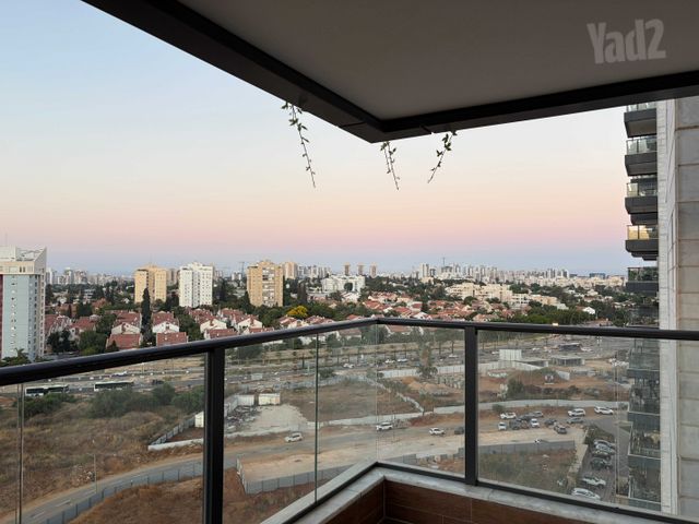 יצחק נבון 6