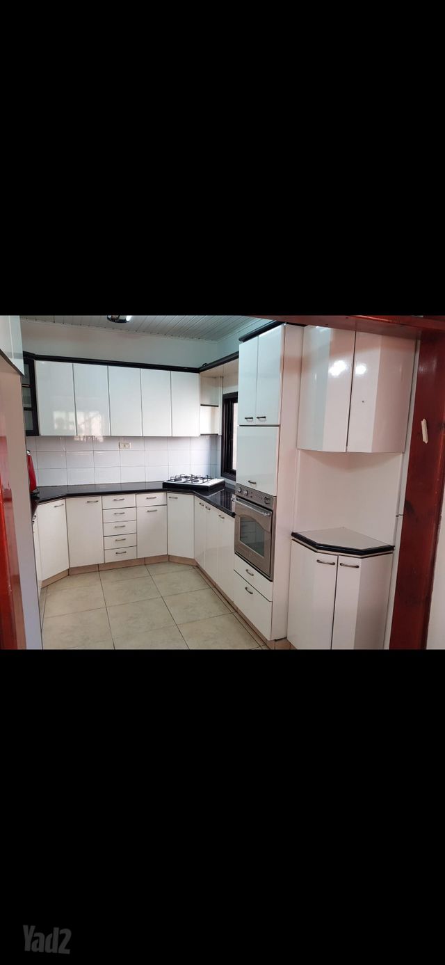 בית פרטי/ קוטג', משה שרת 7, שיכון חדש, אזור