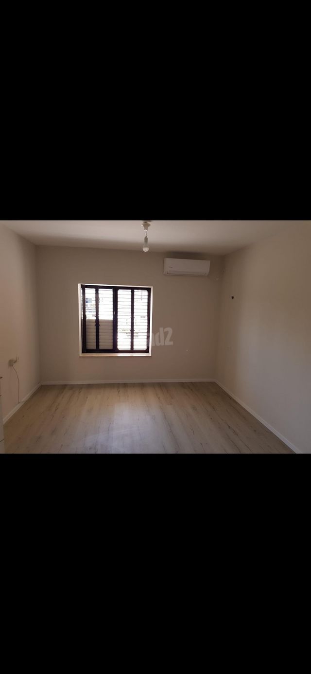 בית פרטי/ קוטג', משה שרת 7, שיכון חדש, אזור